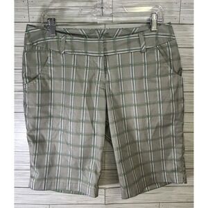 Adidas Climalite Womens Bermuda Golf Shorts  Sz 8‎ Gray Green White Plaid